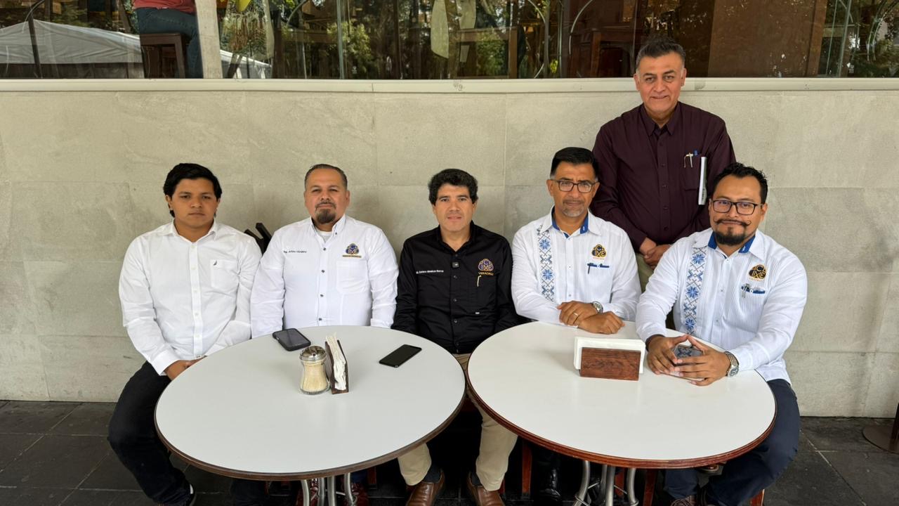 9ee35c2c-b8e9-4845-a512-a1972249691e