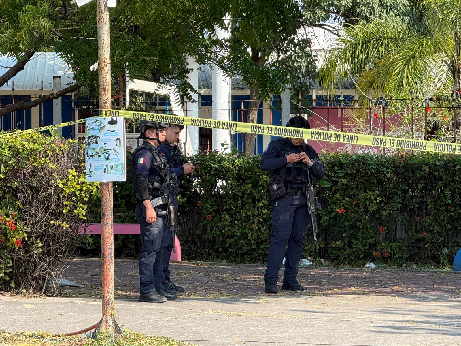 Evacúan primaria y suspenden clases por amenaza de bomba en el puerto ...
